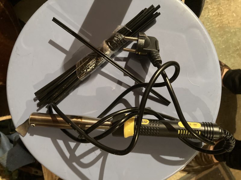 cuve eau pluie fer 150W et barres de PE