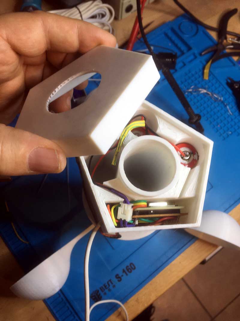 Anmomtre une batterie en extension