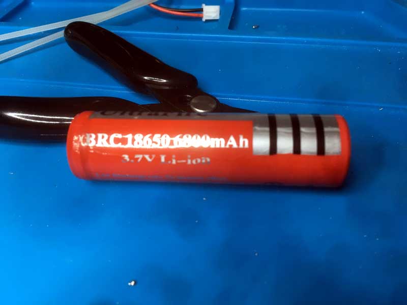Anmomtre batterie 18650