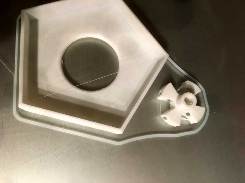 Anmomtre impression 3D du couvercle