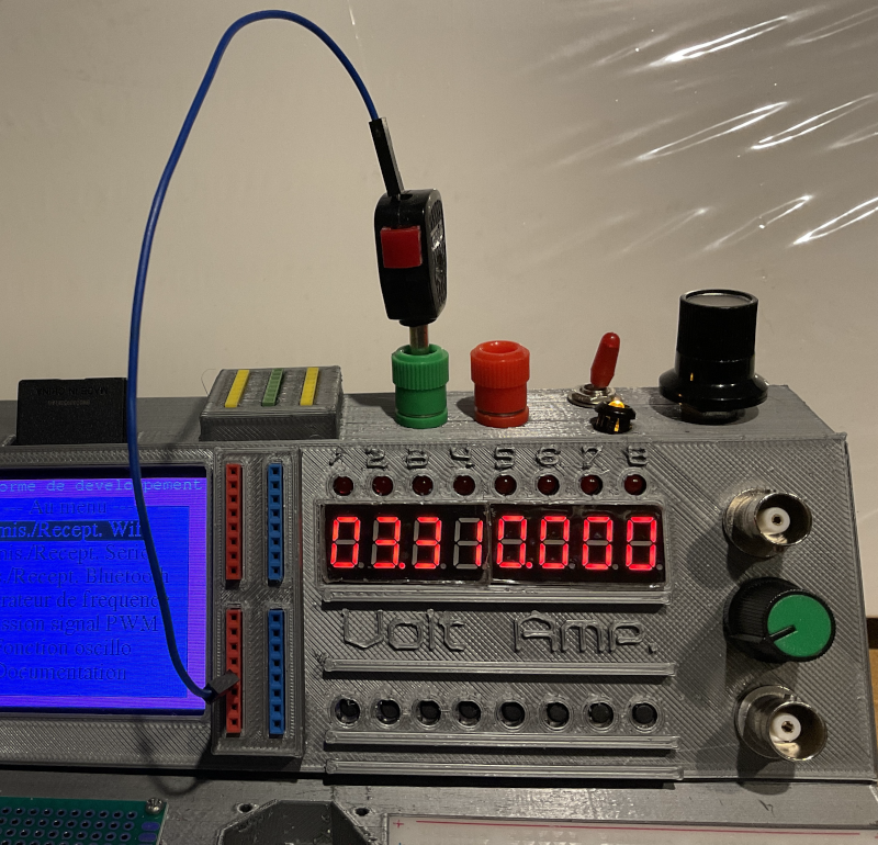 DevToo test 3v3 volts.