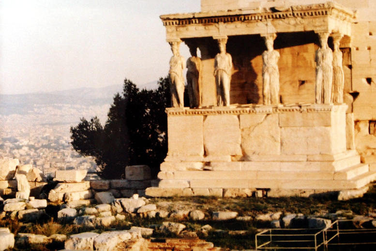Acropole Athenes statues